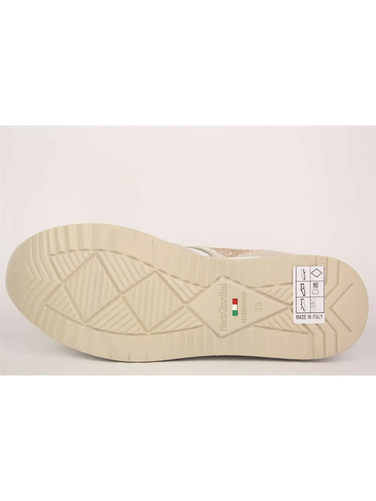 Nero Giardini DonnaLacci Donna